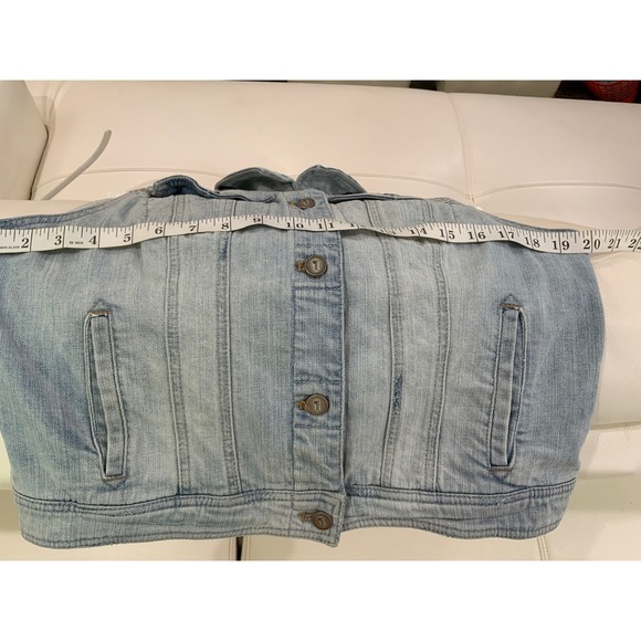 Light Wash Denim vest Button Front Cropped Style Women - Picture 14 of 17